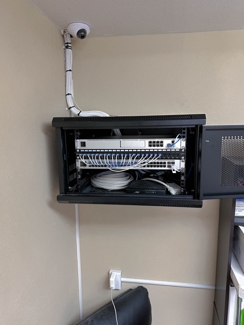 Wall rack with switch and recorder