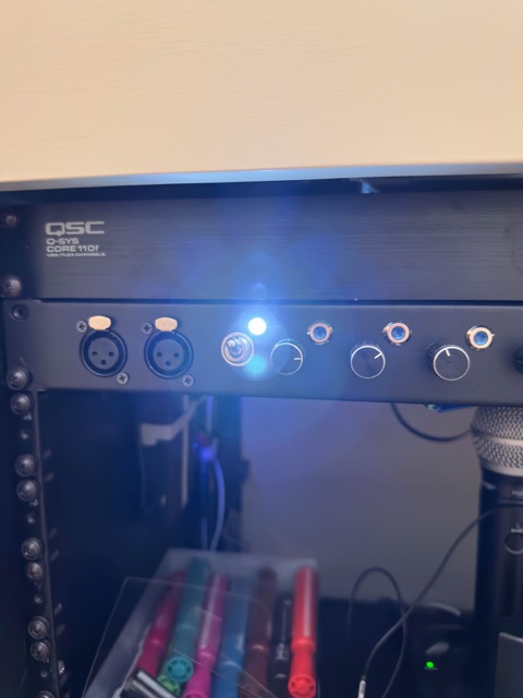 Mixer inputs in the rack