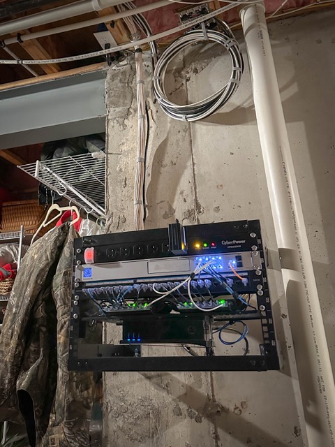 Small rack in the basement