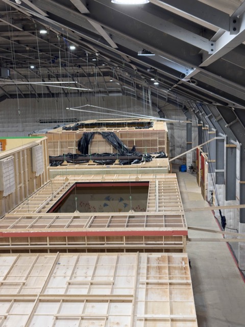 Wide view of the soundstage